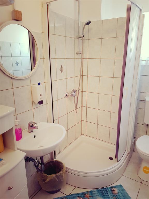 Apartment Verda セニ エクステリア 写真