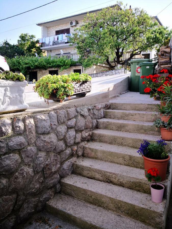 Apartment Verda セニ エクステリア 写真
